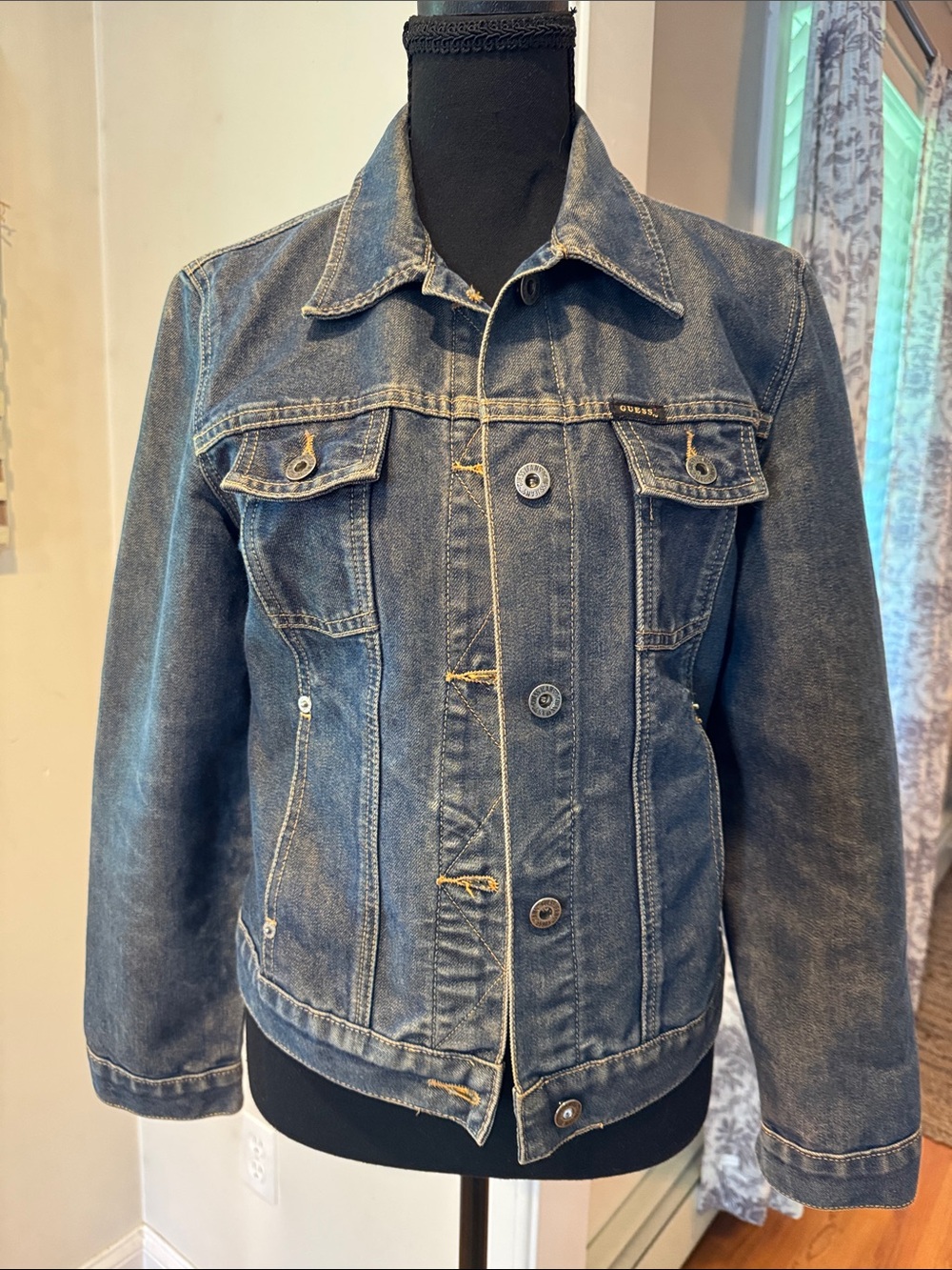 Vintage 90’s Guess American Tradition Trucker Jacket Denim Size Medium